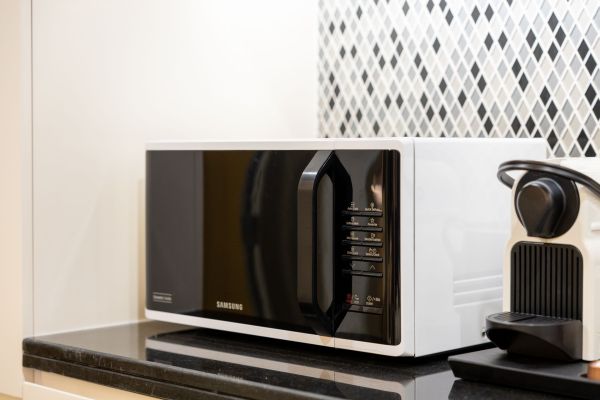 DIY : Comment réparer votre micro-ondes vous-même ?